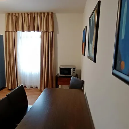 Apartments Gato Karlovy Vary Dalovice Exterior photo