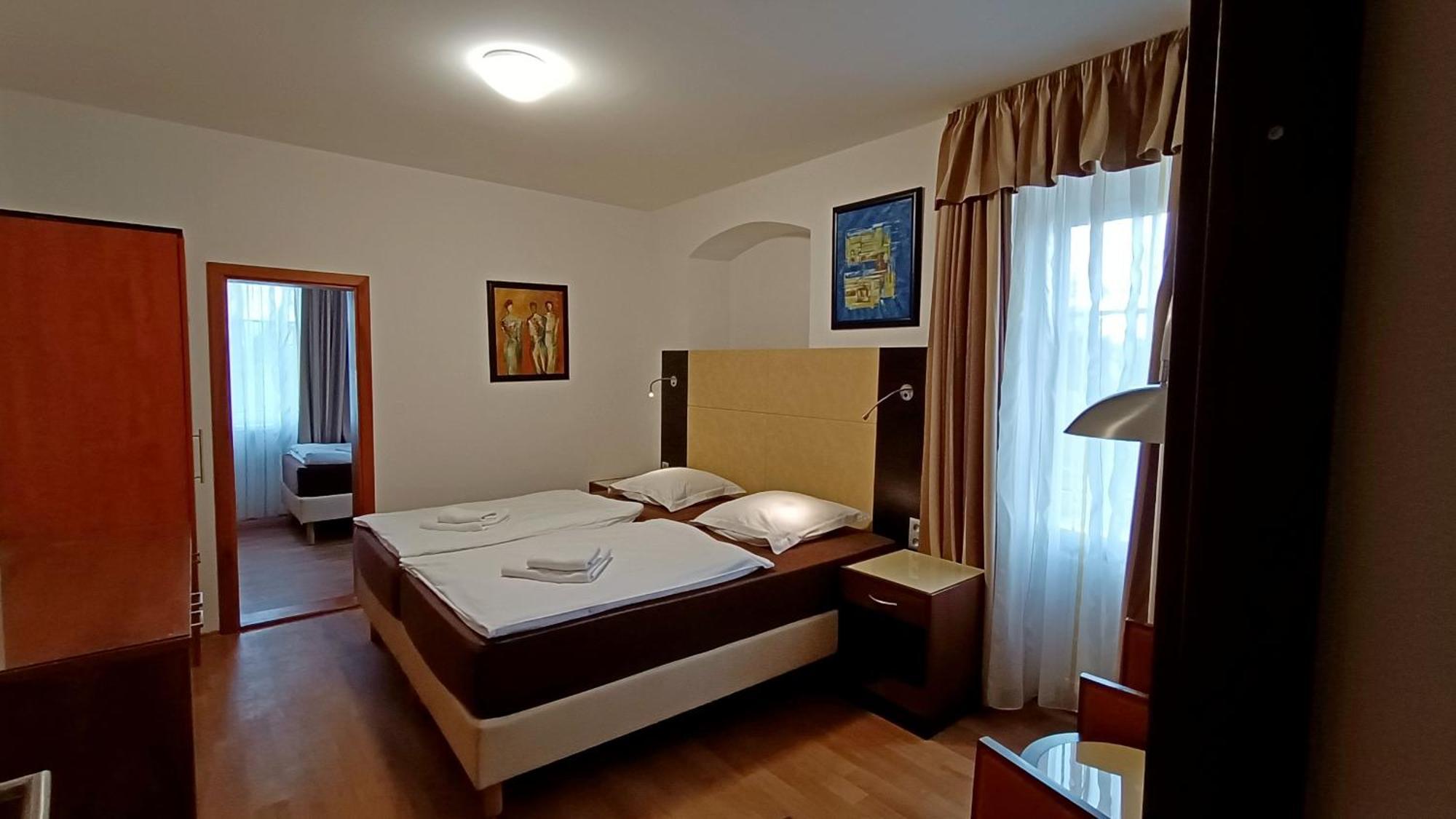 Gato Dalovice Apartmán *
